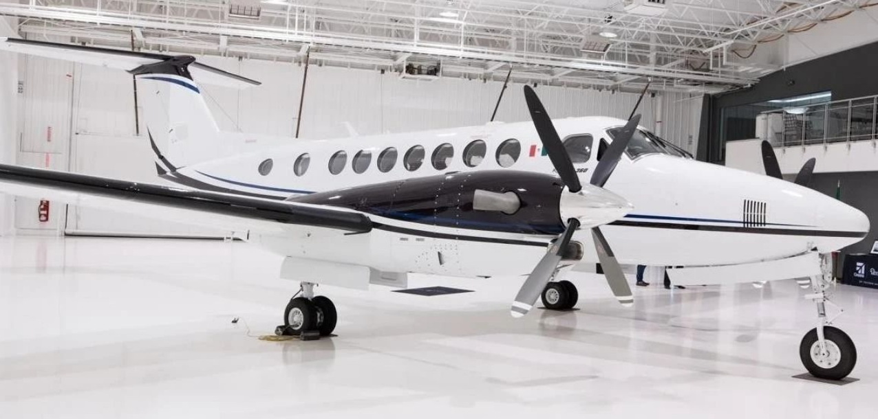 2011年国王360（King Air 360）飞机出售，11+2座，总时间809小时，适航状态！